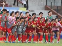 杏彩体育-包含中国女足战胜强敌，队员们备战精神可嘉的词条