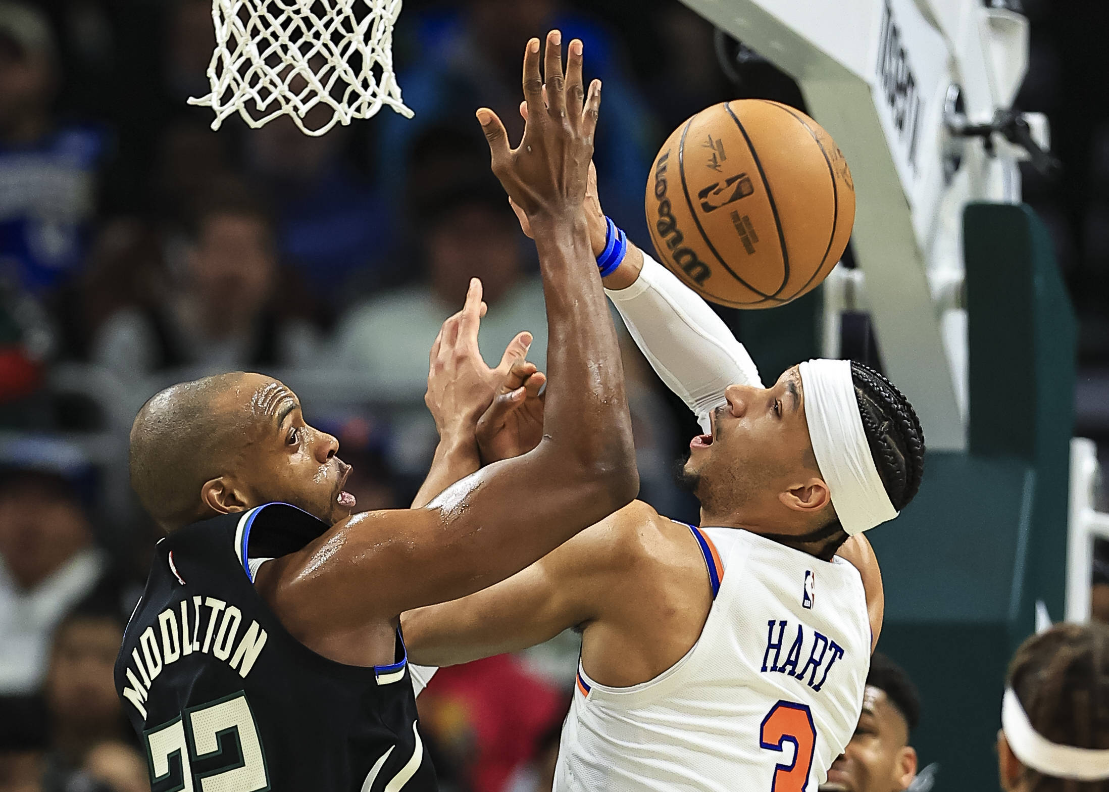 包含NBA常规赛筹备中，球星战术训练加大的词条